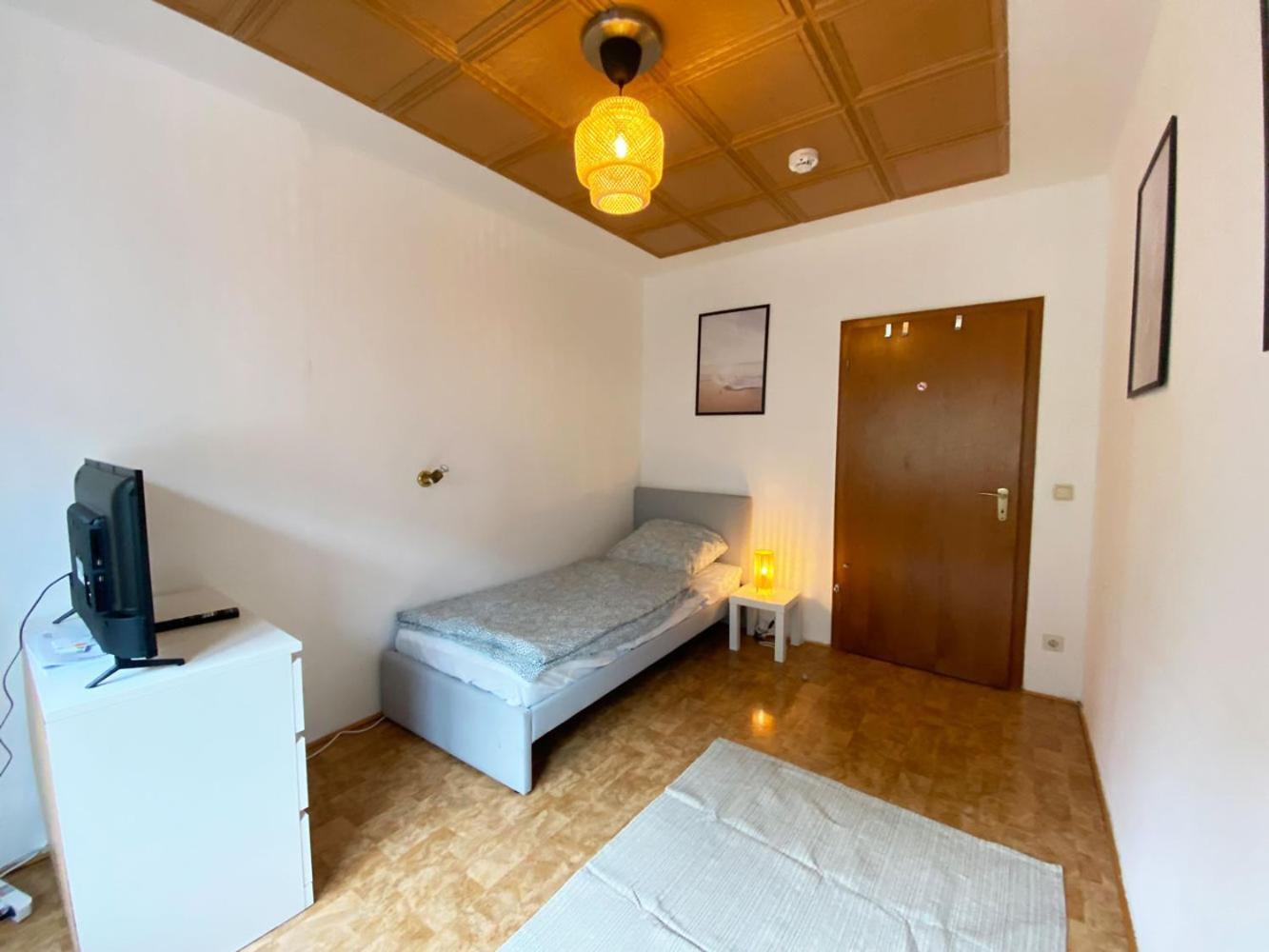 Cozy Apartment In Oberhausen Oberhausen  Exterior photo